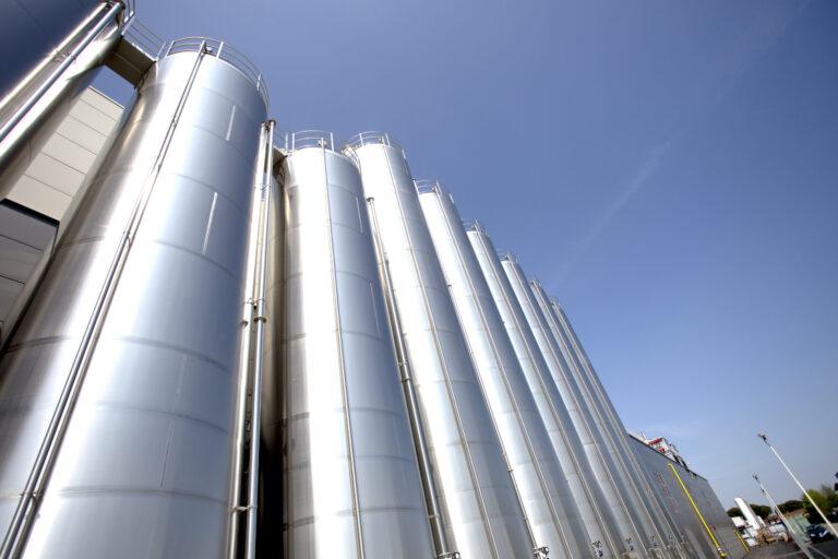 Outdoor silos