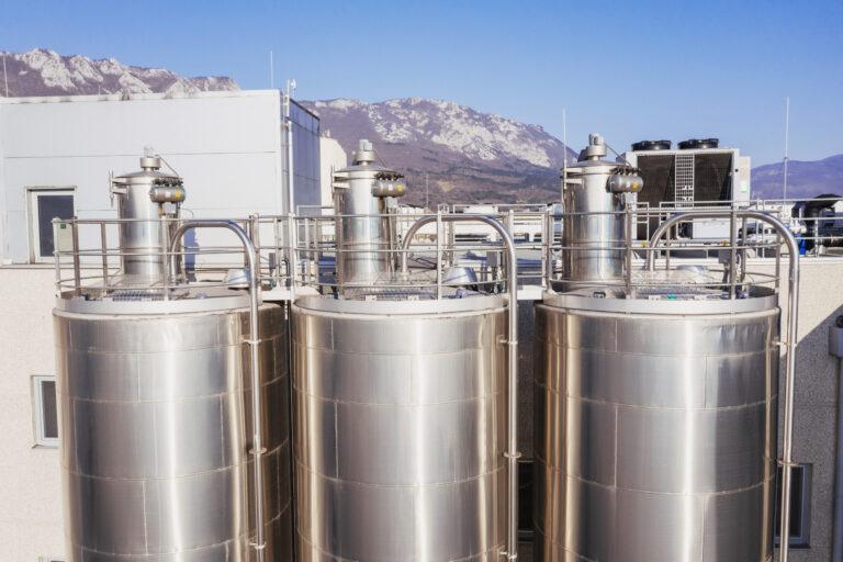 Outdoor silos-top